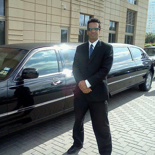 Kenneth Cain Photo 28