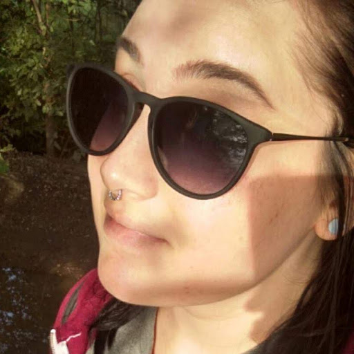 Alyssa Thompson Photo 19