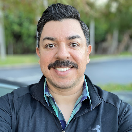 Danny Lopez Photo 23