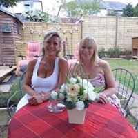 Julia Henshaw Photo 6 Julia Henshaw Photo 6