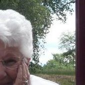 Elizabeth Rickert Photo 6
