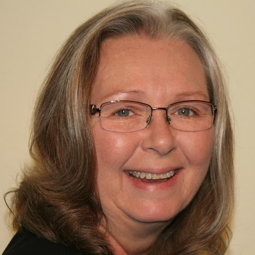 Robin Ricker Photo 13