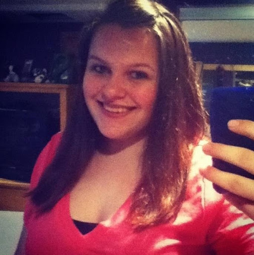 Stephanie Ellis Photo 51