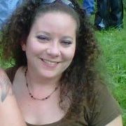 Tracie Reynolds Photo 32