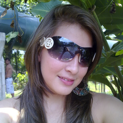 April Acosta Photo 17