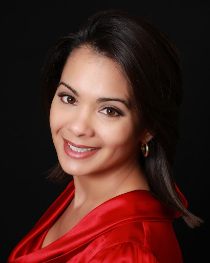 Michelle Priest Photo 9