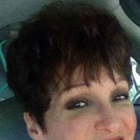 Julia Bradley Photo 17