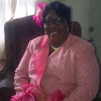 Michelle Cash Photo 15