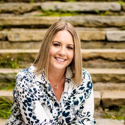 Michelle Healey Photo 1