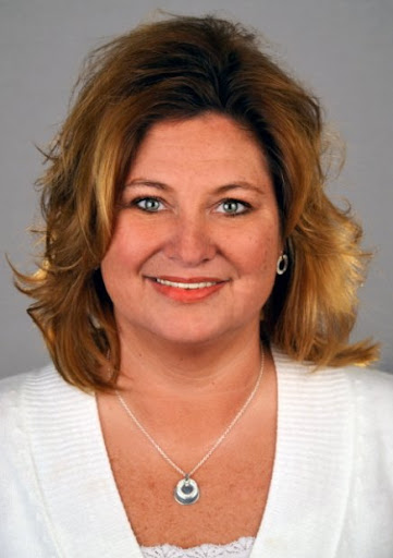 Kristine Hart Photo 3