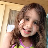 Sara Ferrell Photo 12