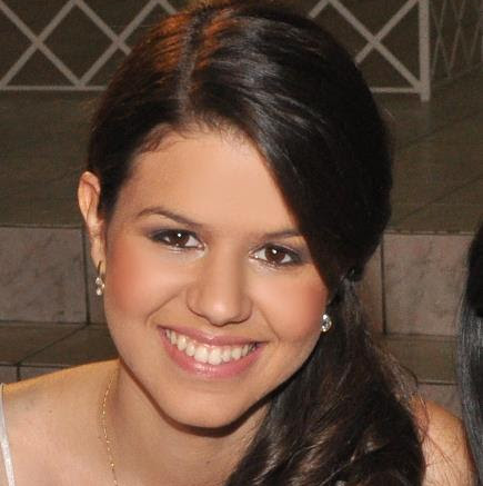 Julia Torres Photo 29