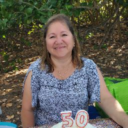 Christine Diaz Photo 9