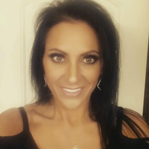 Joanna Taylor Photo 7