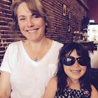 Julie Siegel Photo 29