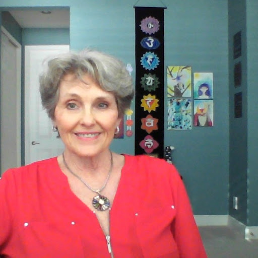 Linda Hack Photo 22