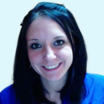 Alicia Theis Photo 3