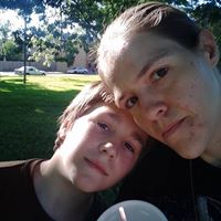 Lilly Robinson Photo 39