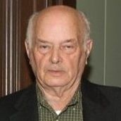 Harold Whiting Photo 12
