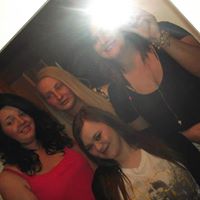 Louise Forbes Photo 6