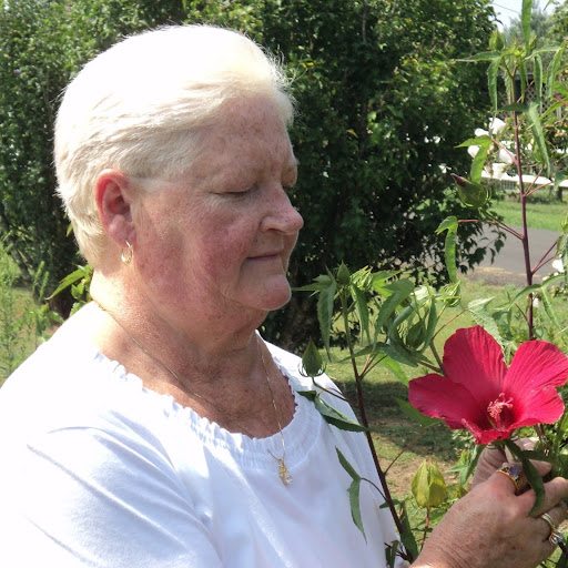 Carol Walden Photo 10