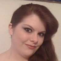 Julia Brooks Photo 33