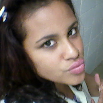 Aimee Tavares Photo 1