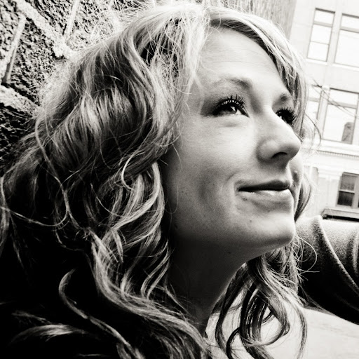 Chelsey Davis Photo 19