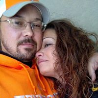 Laura Smallwood Photo 9