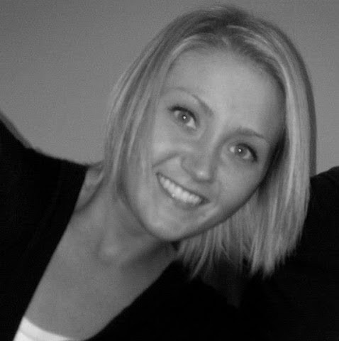 Laura Rains Photo 10