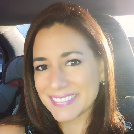Erika Suarez Photo 10