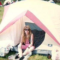 Elizabeth Broadbent Photo 19