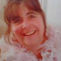 Leslie Gee Photo 33