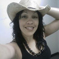 Christina Gilmore Photo 13