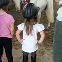 Jessica Schrader Photo 9