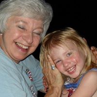 Ellen Watts Photo 22