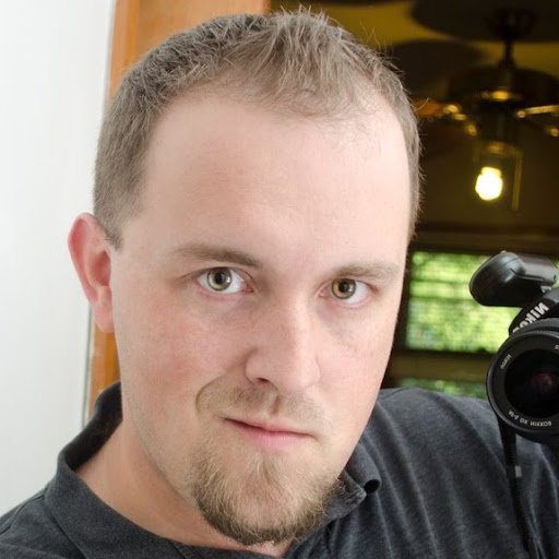 Derek Davis Photo 41