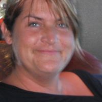 Angela Crow Photo 33
