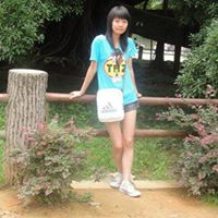 Ling Zhou Photo 18