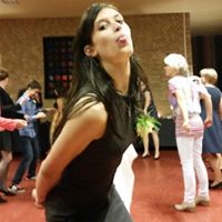 Jennifer Dekker Photo 17