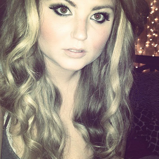 Brooke Spencer Photo 23