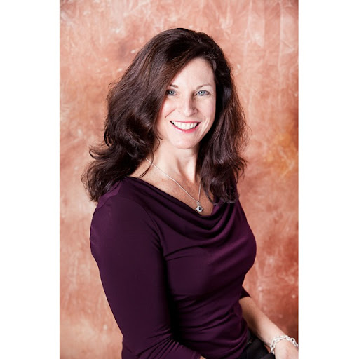 Linda Carlson Photo 12