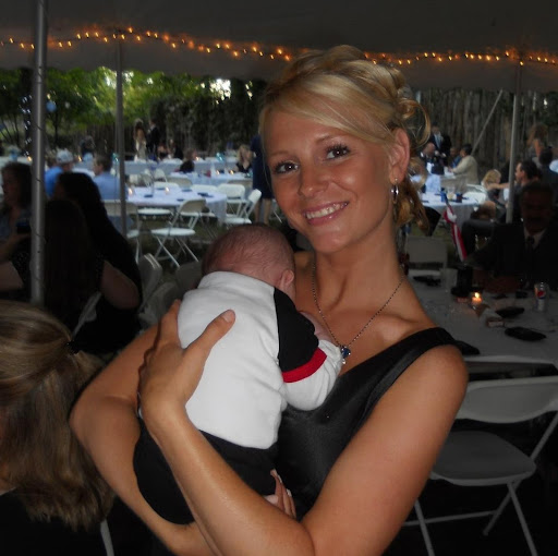 Angela Bell Photo 27