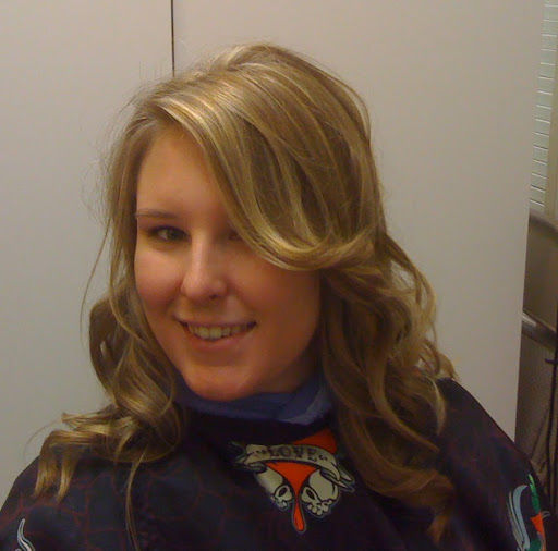 Jennifer Redmond Photo 26
