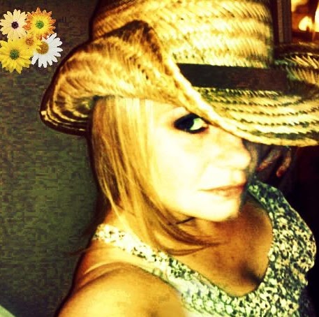 Sally Rose Photo 34