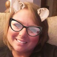 Jennifer Perrine Photo 13