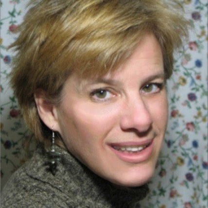 Stephanie Douma Photo 9