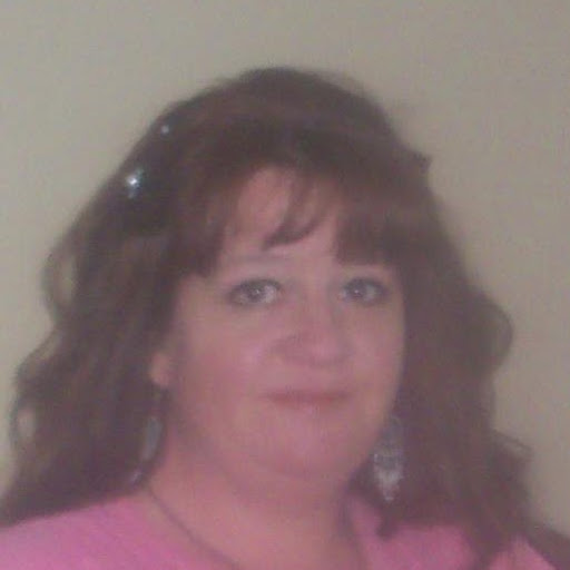 Christy Clements Photo 5