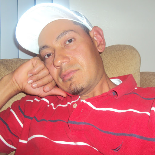 Rigoberto Alvarenga Photo 9