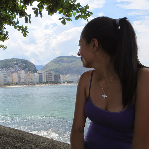 Evelyn Quijada Photo 3